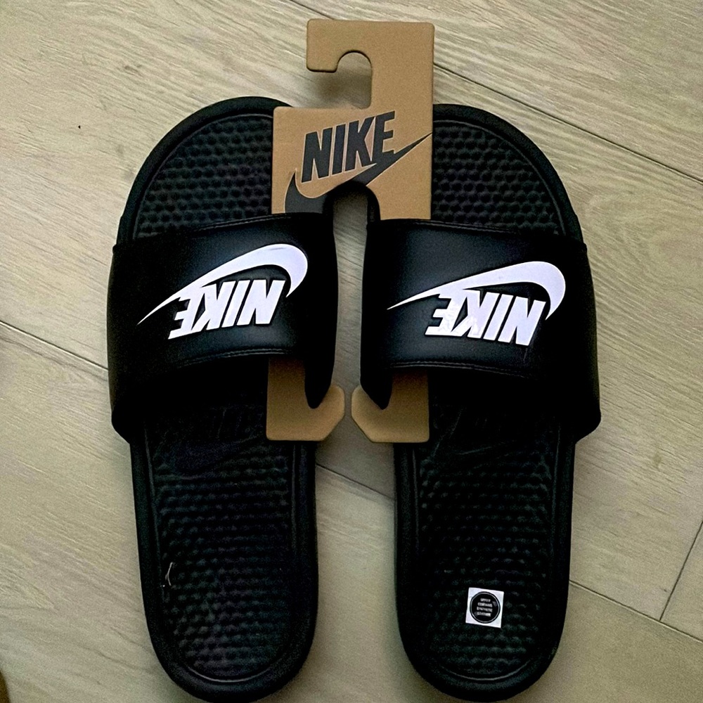 Nike Benassi JDI Men's Slides